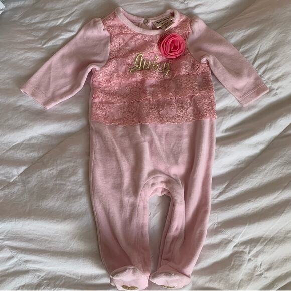 Juicy Couture Warm Plush Pink One Piece Zippered| 3-6 month | Gold Booties - Picture 10 of 12